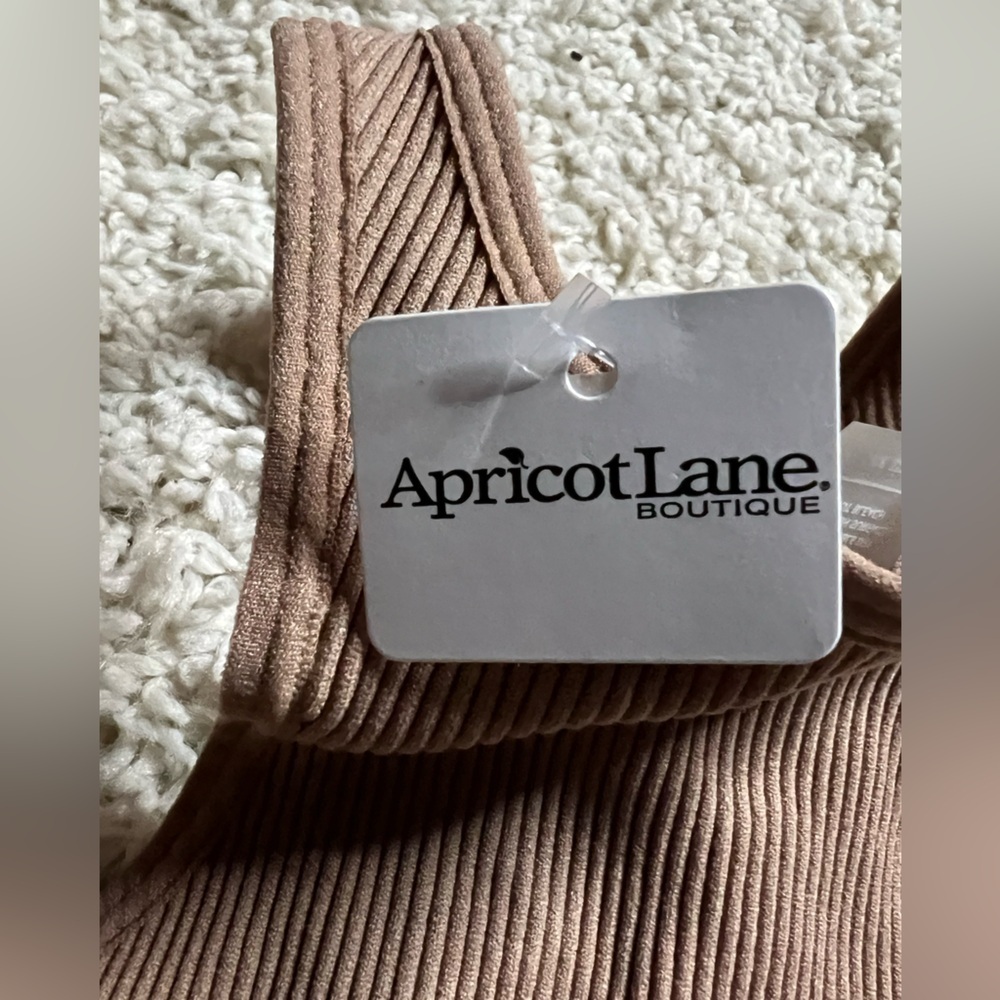 Women’s Ribbed Brown Tank Top Apricot Lane NWT - Picture 2 of 7